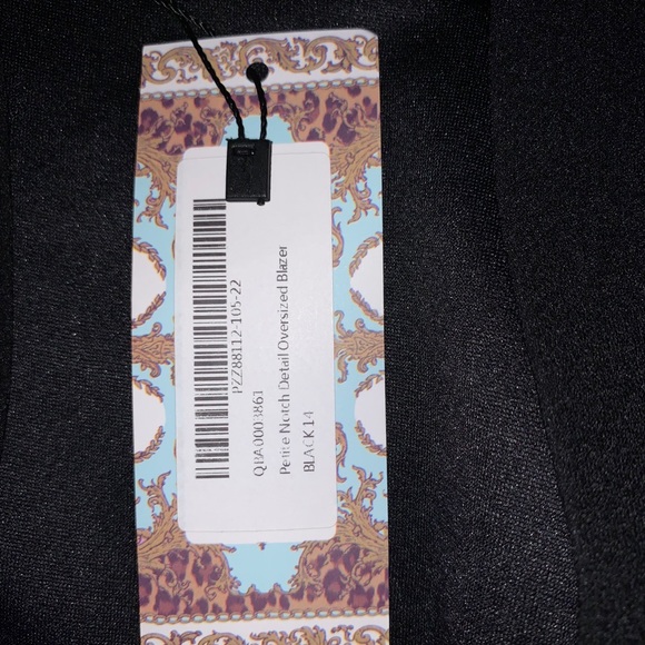 Notch Detailed Oversized Blazer - Picture 6 of 6